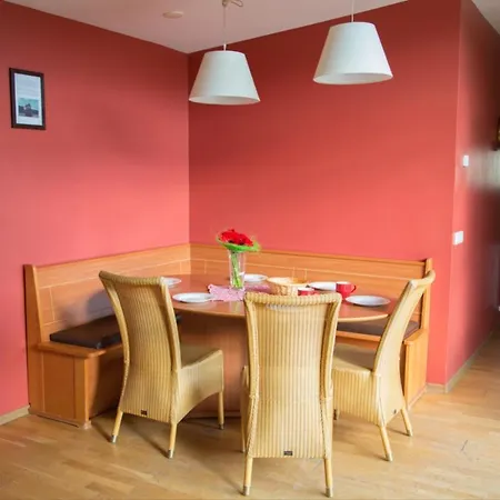 Ośrodek wypoczynkowy Bungalow 16 Personen *